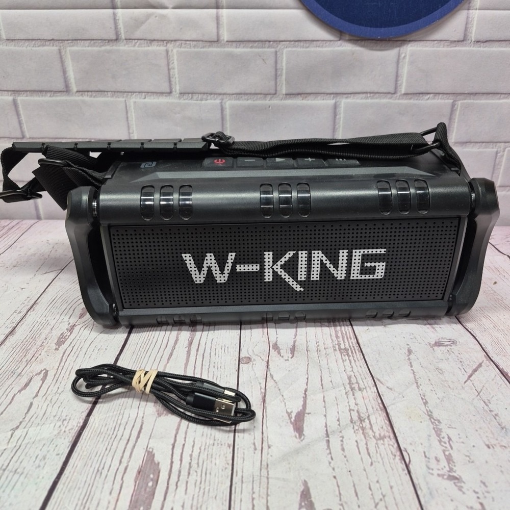 W-KING D8 Portable Bluetooth Speaker~ Powerful Outdoor Audio~USB~Rechargeable